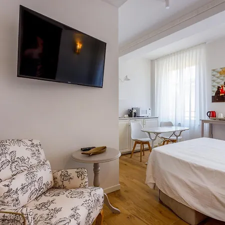 Apartment Dimora D'autore - L'arte Di Vivere