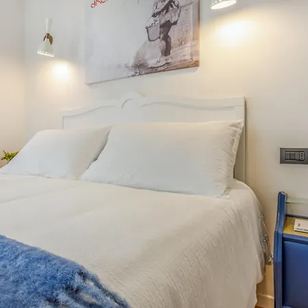 Dimora D'autore - L'arte Di Vivere Apartment *