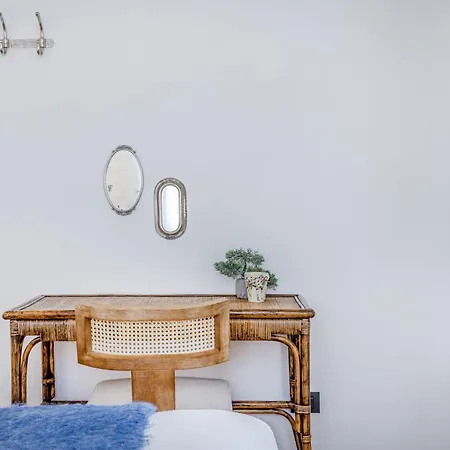 Dimora D'autore - L'arte Di Vivere Apartment *